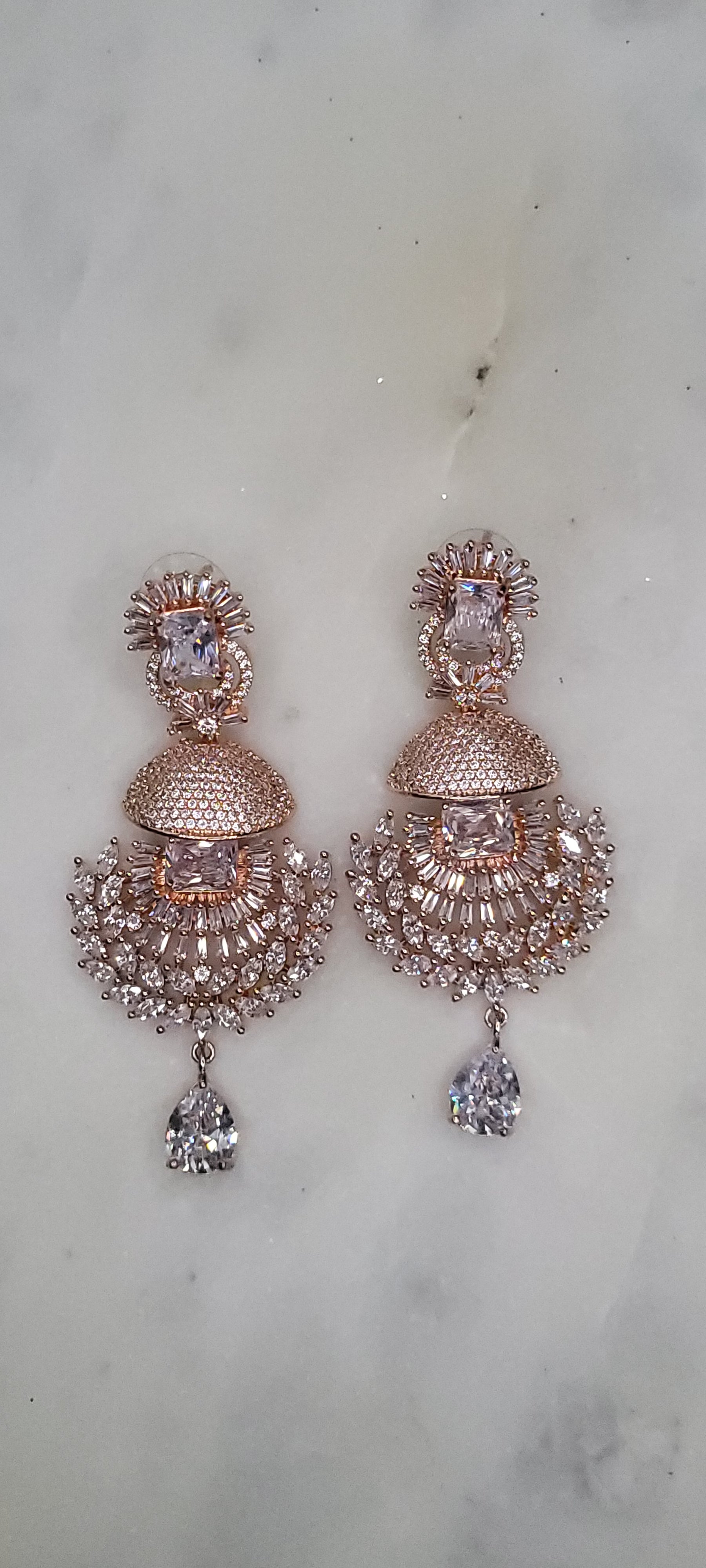 UNIQUE AND PRECIOUS ROSE GOLD DIAMOND EARRINGS