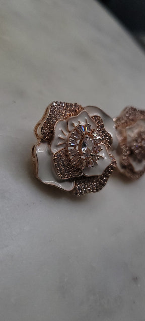 Beautiful and unique design rose earrings
