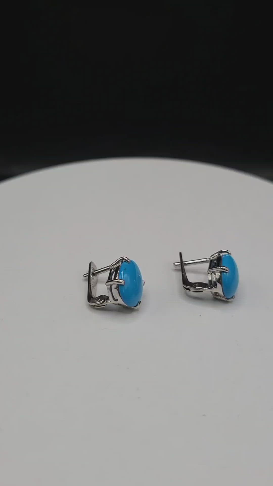 TURQUOISE STONE ON STERLING SILVER CLIP-ON EARRINGS. TURQUOISE IS ONE OF THE MOST SPIRITUAL STONES IN THE WORLD OF CRYSTALS.