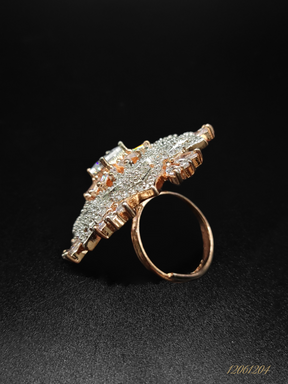 FLORAL DIAMOND RING WITH ROSE GOLD & SILVER TONE