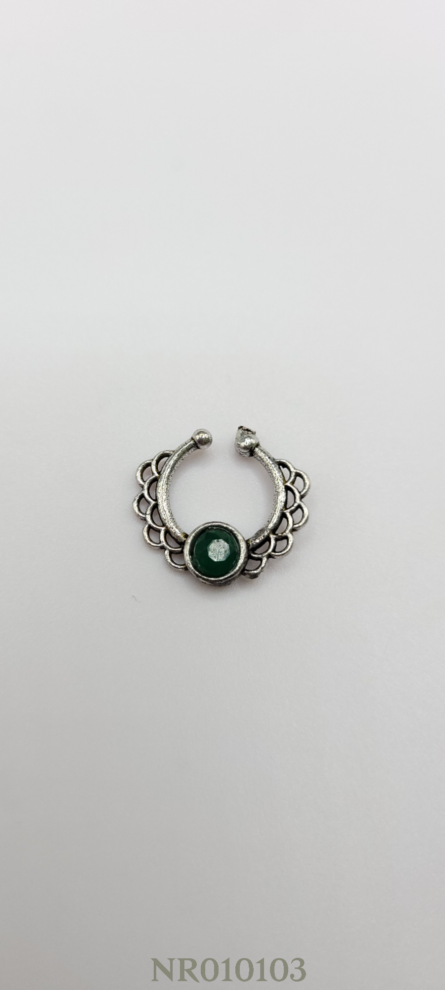GERMAN SILVER EMERALD GREEN STONE NOSE RING